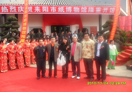 40f702ddd5a7d78c_03.jpg