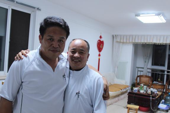 房氏宗亲未谋面 一见如故话发展：宗亲纪事.jpg