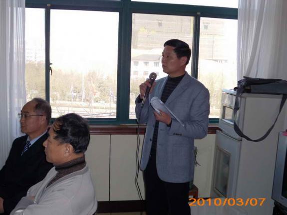 2010山东日照房氏宗亲春节团拜聚会：宗亲纪事.jpg