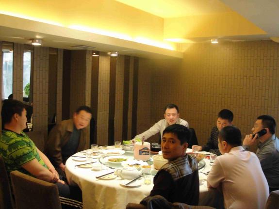 宗亲常相聚，把酒话亲情------5月8日哈尔滨部分宗亲小聚：宗亲纪事.jpg