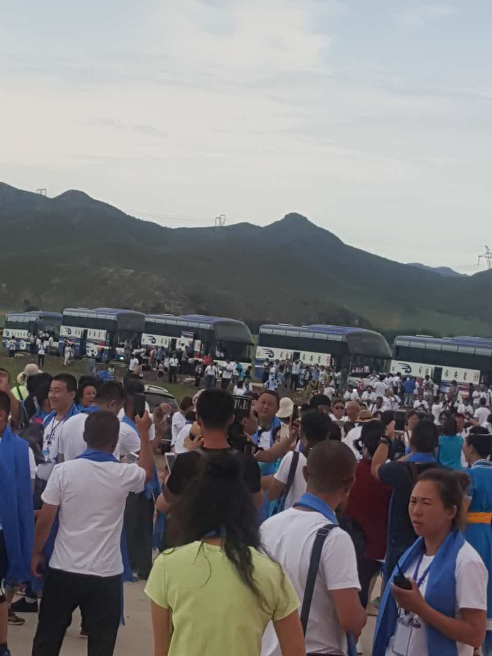 【活动直播】内蒙古房氏宗亲文化联谊会成立大会圆满成功：宗亲纪事.jpg