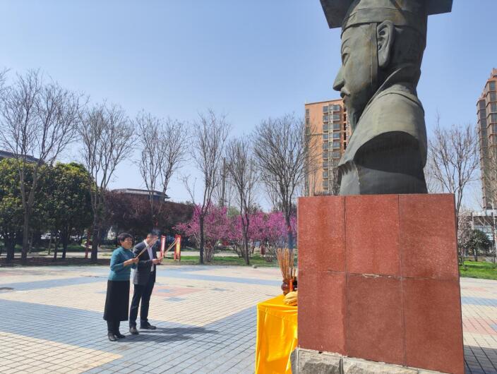 【祭祖】河南房氏宗亲代表齐聚房国古地祭拜房氏祖先丹朱：祭祖纪实.jpg