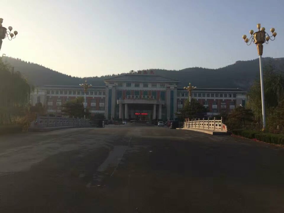 山东房氏宗亲联谊会2016届会长办公会议圆满举办：宗亲纪事.jpg