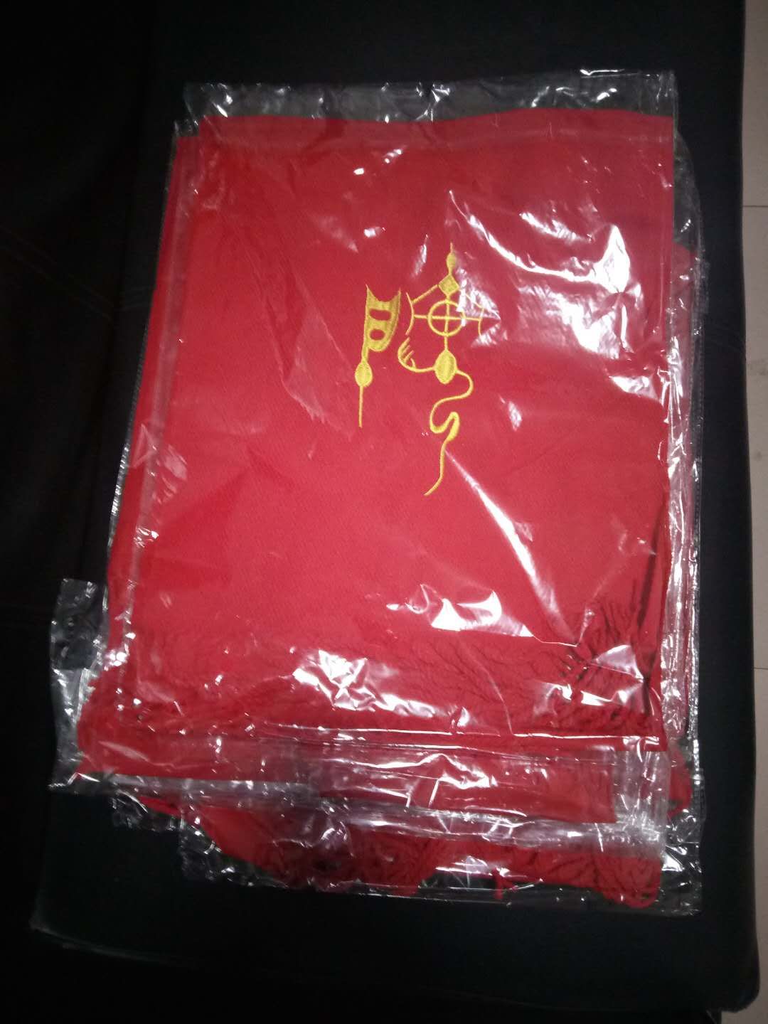 青岛房氏宗亲联谊会新班子团队-致力实在为宗亲服务、建设美好家园.jpg