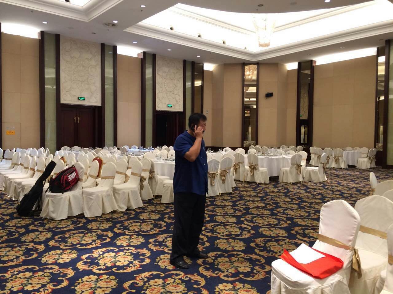 【现场花絮】吉林房氏宗亲文化联谊会一周年庆典：宗亲纪事.jpg