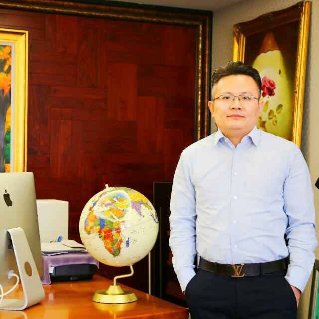 【敬老活动】枣庄爱心企业家房帅为周营房家70岁以上的老人送温暖：房氏工商纪要.jpg