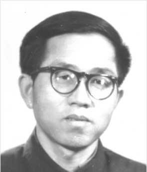 房树民 作家出版社副总编辑，编审：房氏人物纪略.png