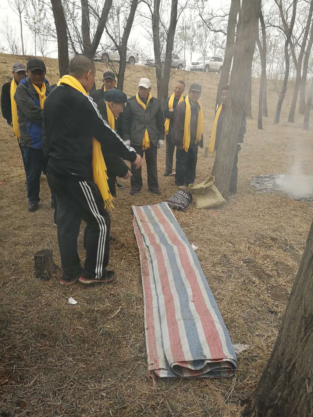 【爱宗敬祖】天津房庄子房氏宗亲祭拜开村始祖房赞公：房氏源流考.jpg