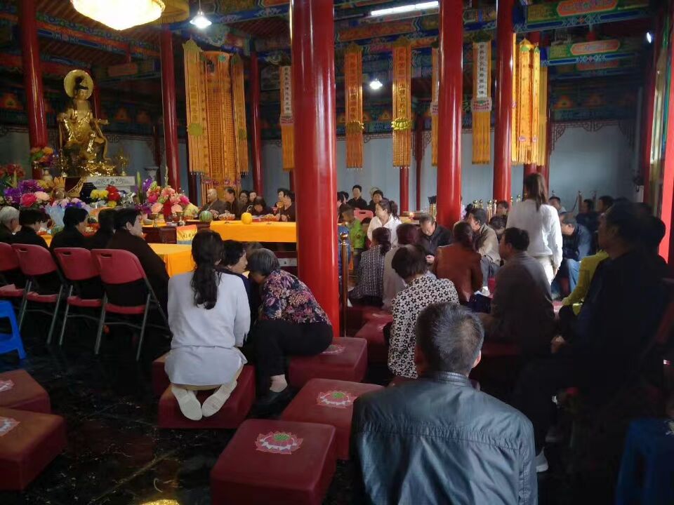 【祭祀】宁夏房氏宗亲孟夏三圣殿超度先祖，佛事谢恩！：祭祖纪实.jpg