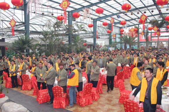 世界房氏宗亲第二届联谊（遂平）大会暨千年千人祭祖大会圆满成功胜利闭幕！：宗亲纪事.jpg