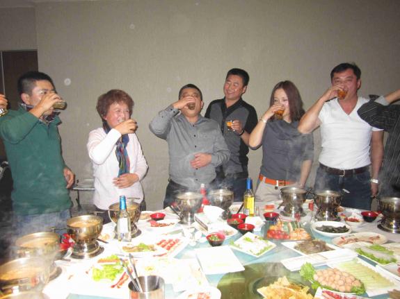 天南地北一家人，为迎接恒贵宗亲哈尔滨11.8聚会：宗亲纪事.jpg