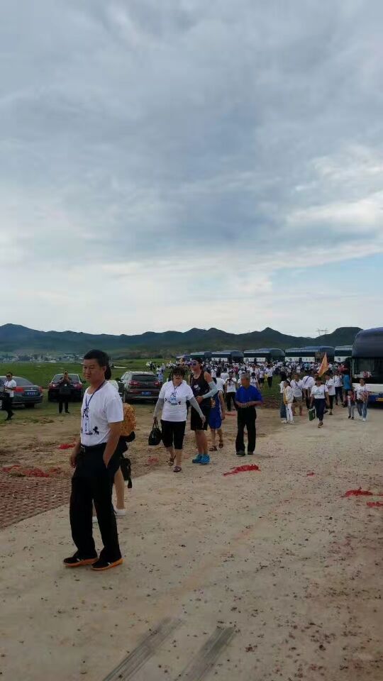 【活动直播】内蒙古房氏宗亲文化联谊会成立大会圆满成功：宗亲纪事.jpg
