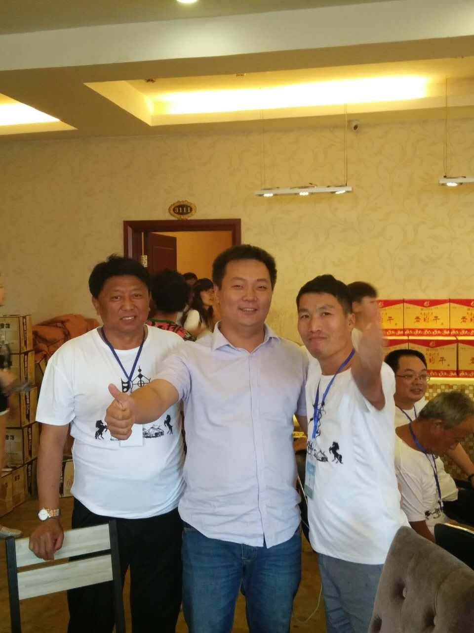 【报道接站直播】内蒙古房氏宗亲文化联谊会欢迎各地宗亲到来：宗亲纪事.jpg