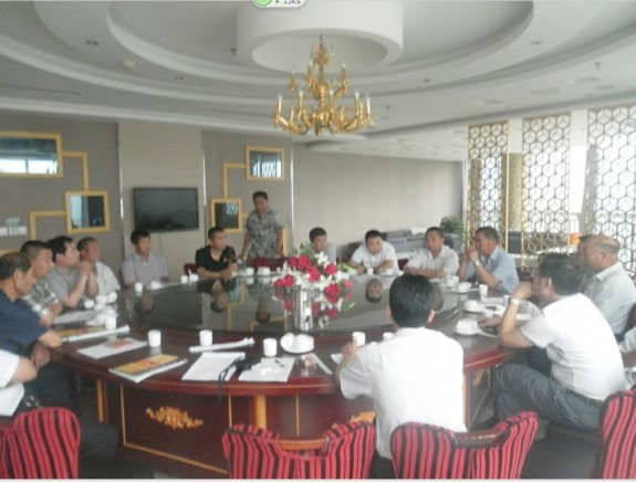 临沂市房氏宗亲联谊会筹备会第二次会议召开：宗亲纪事.jpg