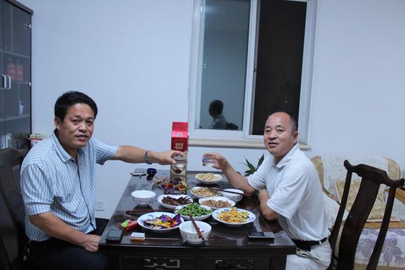 房氏宗亲未谋面 一见如故话发展：宗亲纪事.jpg