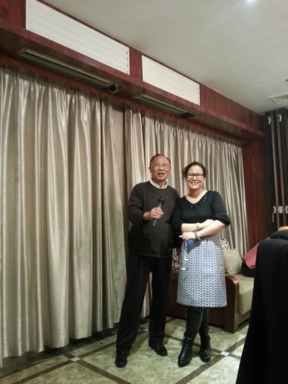 “天天红酒”品牌连锁董事长房杰考察深圳红酒市场并宴请在深部分房家人：房氏工商纪要.jpg