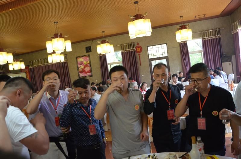 【祝贺】淄博房氏宗亲文化联谊会胜利召开：宗亲纪事.jpg
