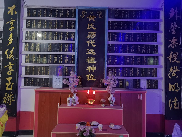 cf07d4cf473f19f46bdb9340b84d4567beb76a137364ffecc58d6512785a9851.jpg