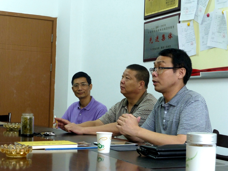 两会长和秘书长再赴歙县促汪王墓二期工程续建（文化资料整理）.jpg