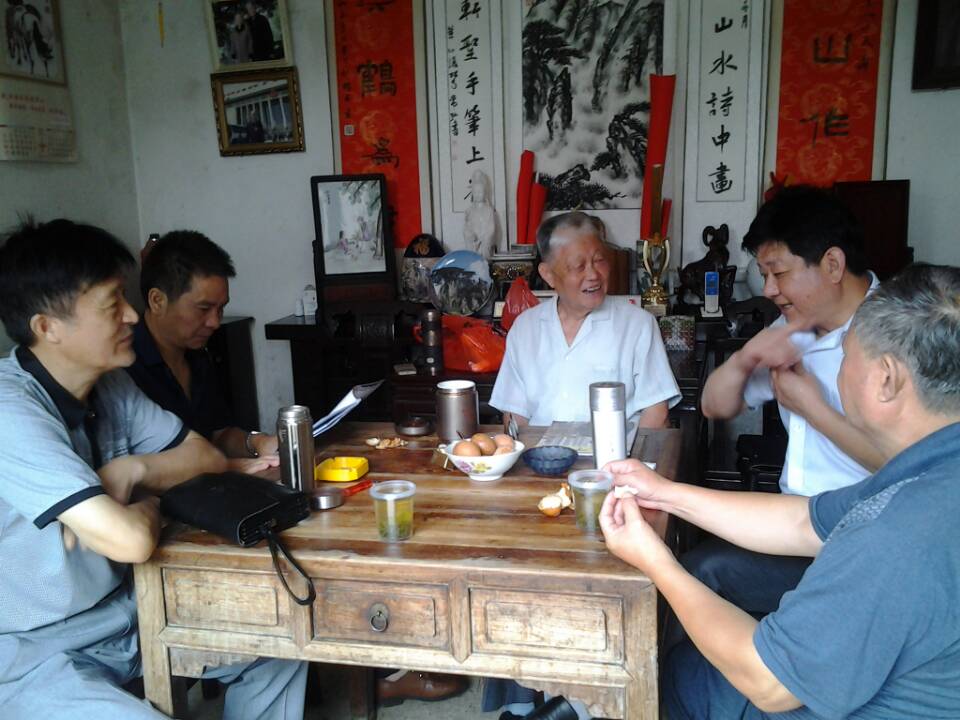 书画院在行动（文化资料整理）.jpg
