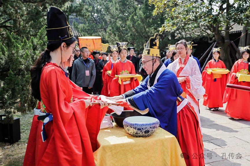 儒韵文脉，薪火相传——丙午年清明祭孔大典在嘉定孔庙庄严举行 ...（祭祀纪事）.png