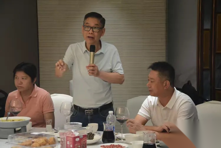 深圳市儒家圣裔中秋茶话会（宗亲纪事）.png