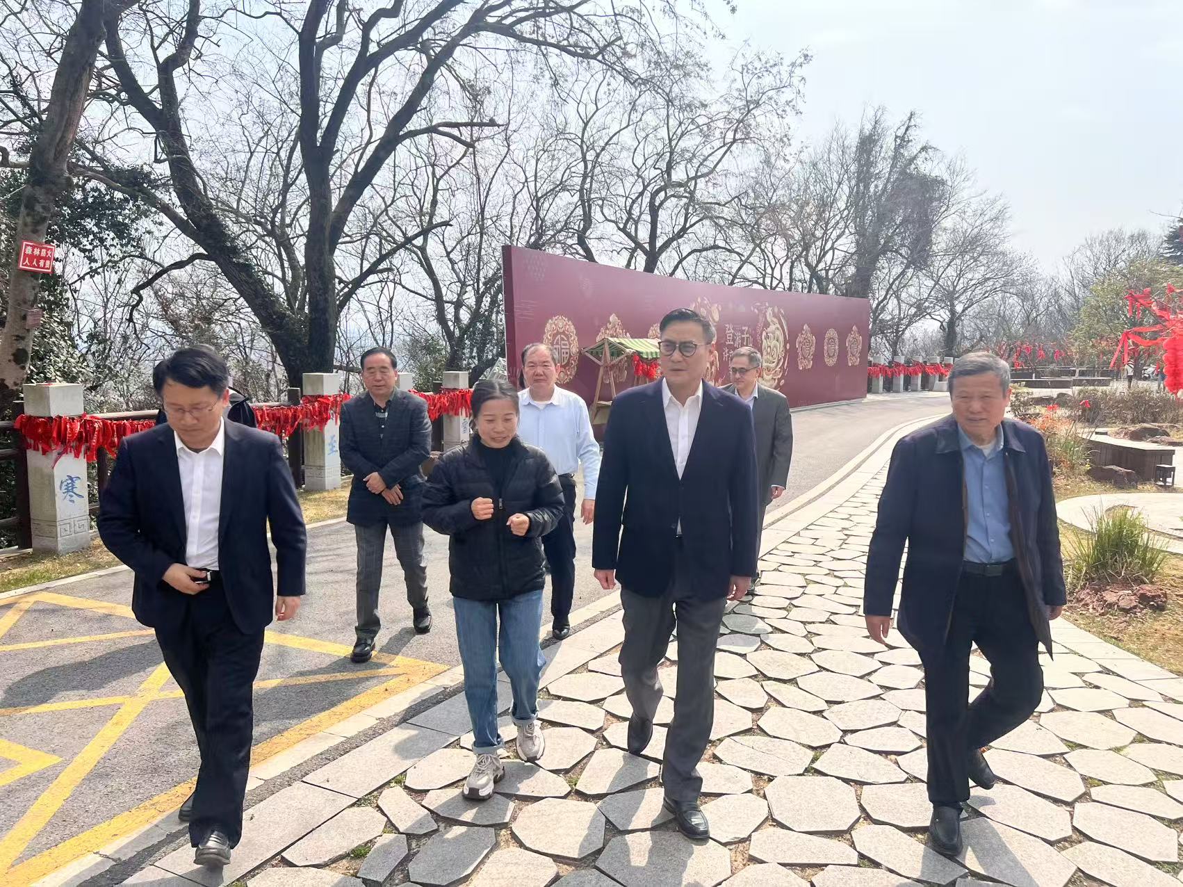 圣孔子基金会会长垂长宗主莅临南京（文化资料）.jpg