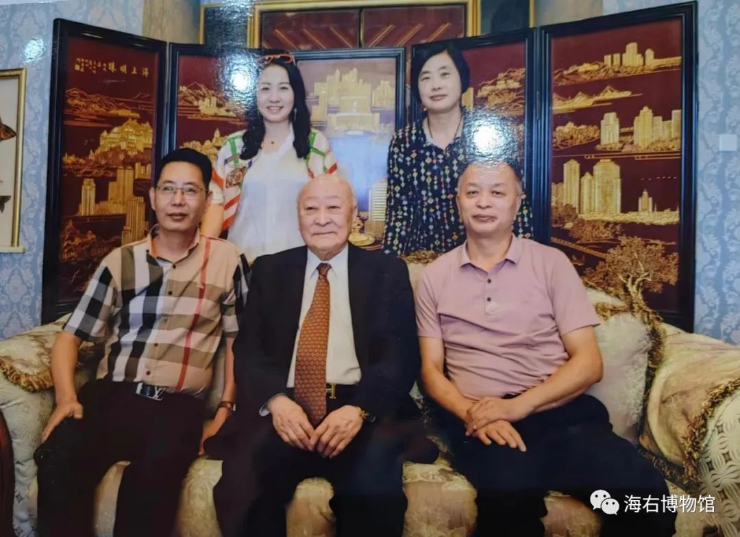 怀念孔德墉先生（人物史料）.jpg
