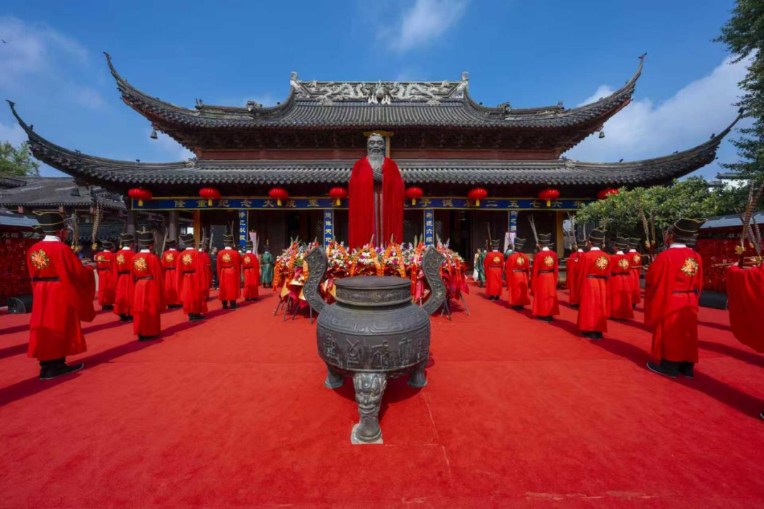 2025年祭孔释典礼在夫子庙大成殿举行（祭祀纪事）.png