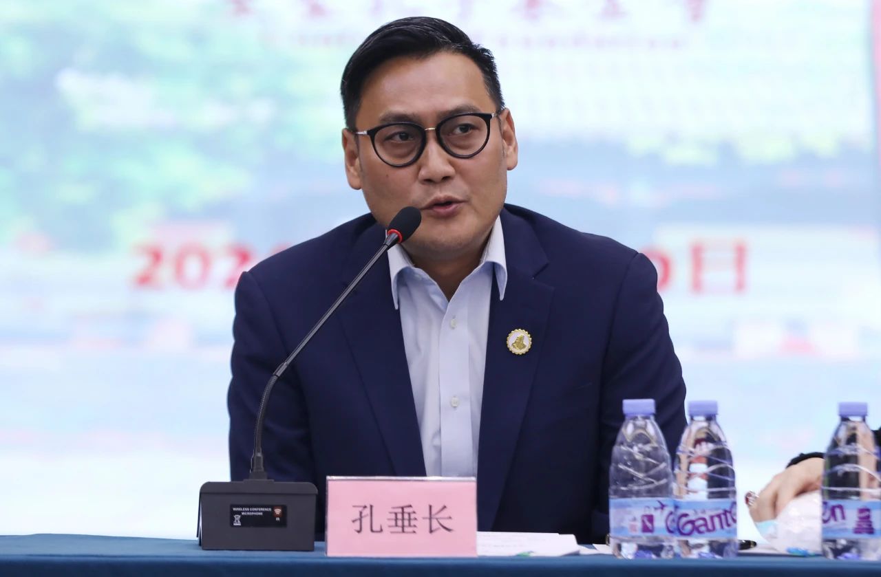孔氏七十九代宗子孔垂长《告孔氏族人书》 ...（文化资料）.jpg