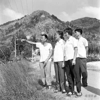 1979孔德懋回故里（下）（文化资料）.jpg