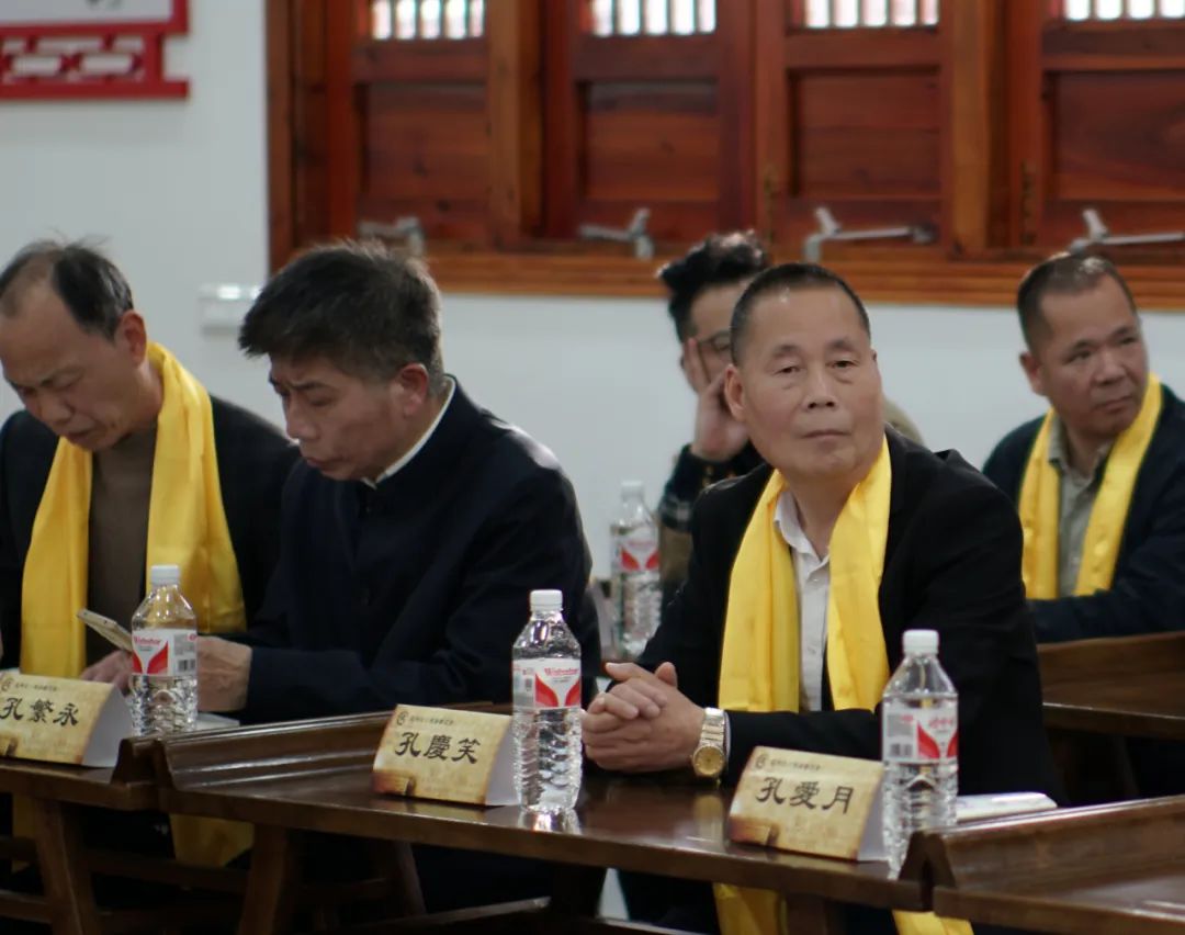 孔垂长主祭尼山祭孔和孔林家祭，在曲阜和浙江与孔氏族人交流 ... ...（祭祀纪事）.jpg