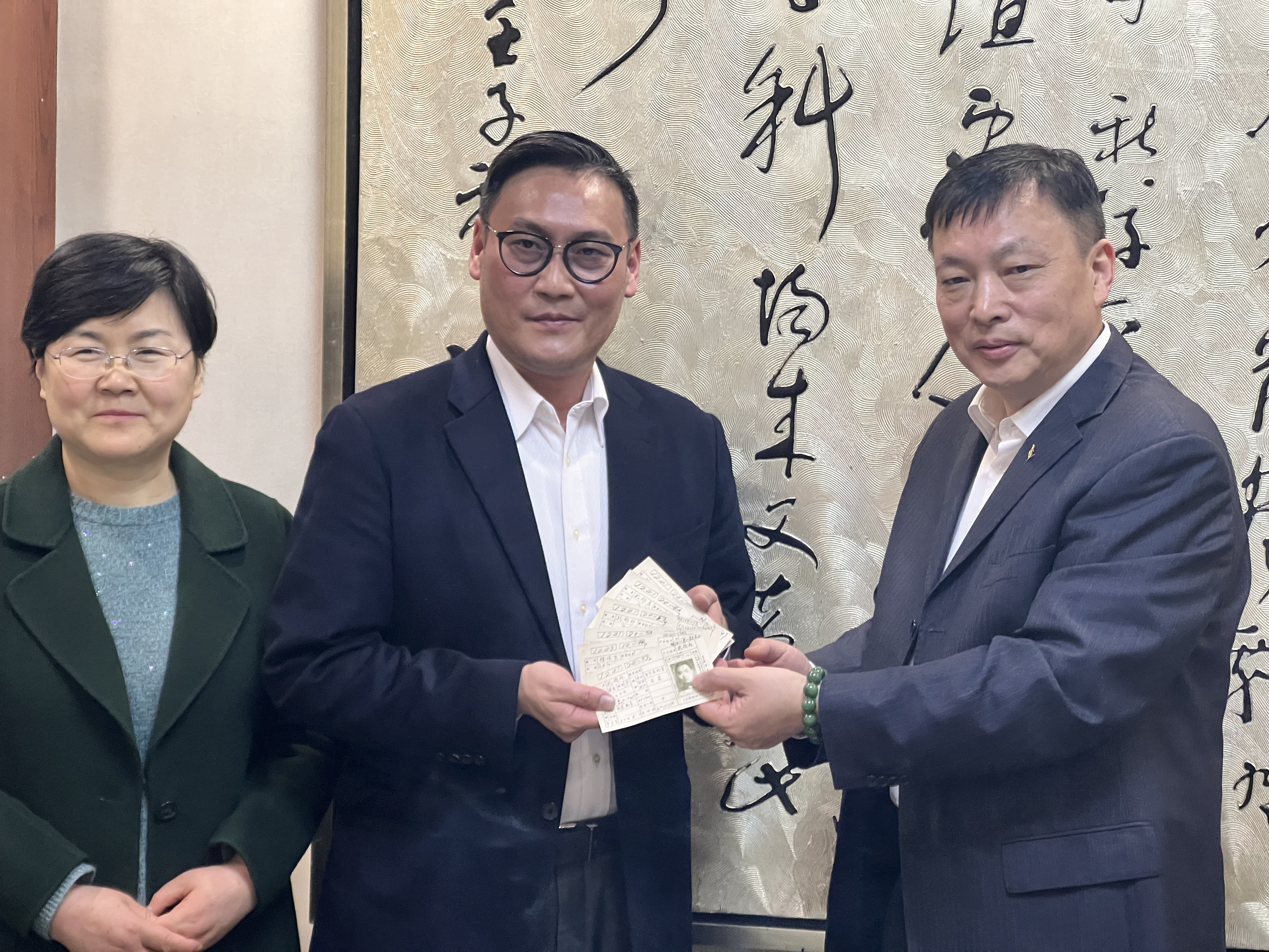 圣孔子基金会会长垂长宗主莅临南京（文化资料）.jpg