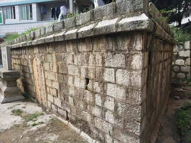 贵阳大营坡棚户区 夹着一座辛亥革命元老的墓（文献整理）.jpg