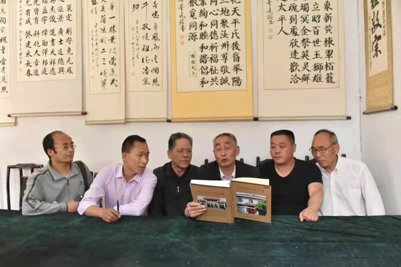 河南汝州修建坟院 修葺宗祠记（文献整理）.png