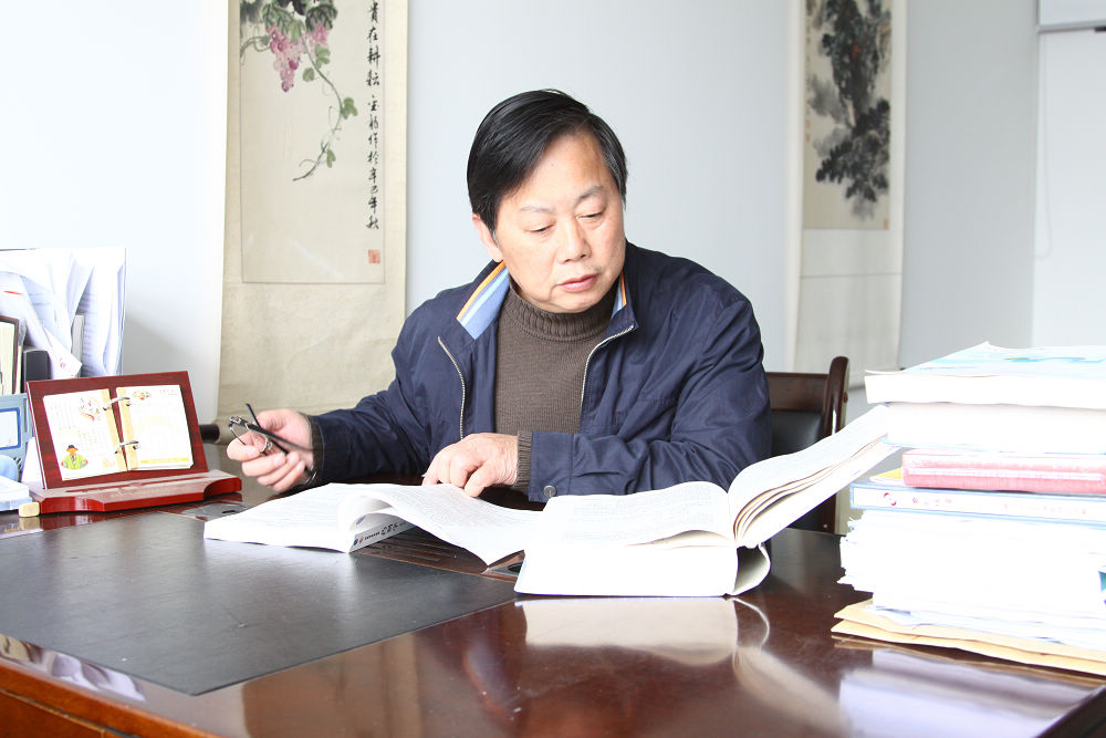 平其能--中国药科大学社会与管理药学博士生导师（人物资料）.png