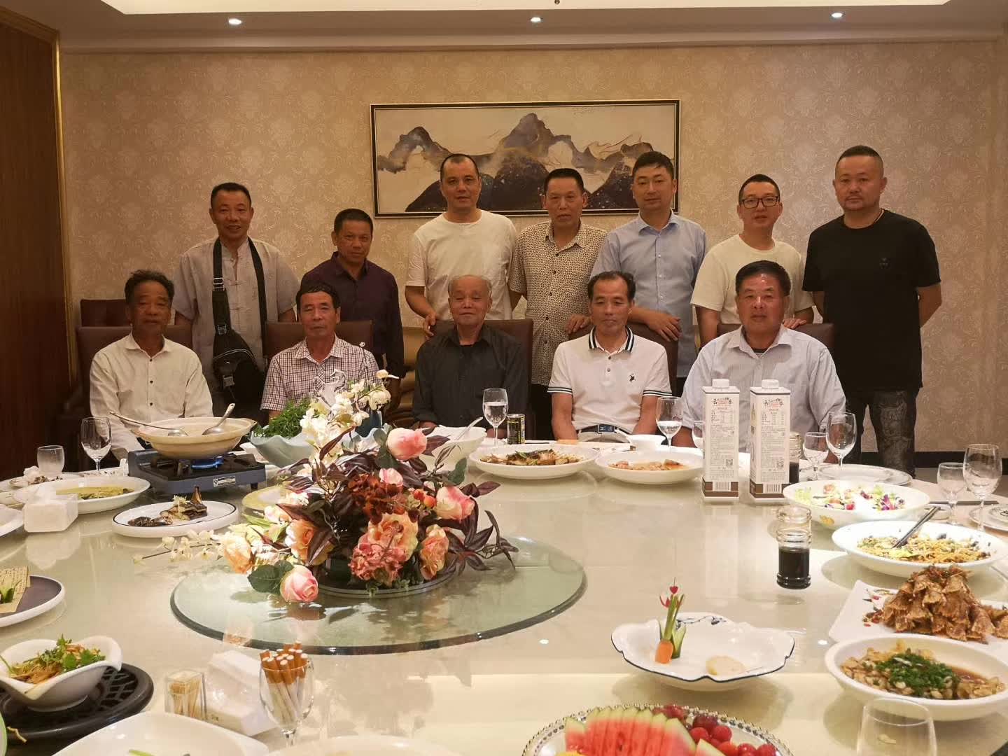 浙江寻亲第一站——温州乐清！感谢乐清宗亲的热情款待！（宗族资料）.jpg