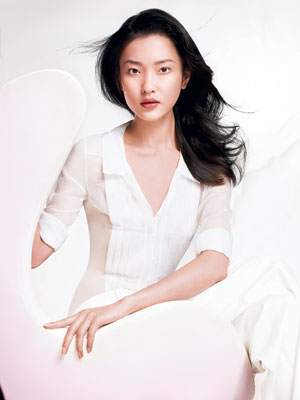 杜鹃：第一个世界级中国女模
