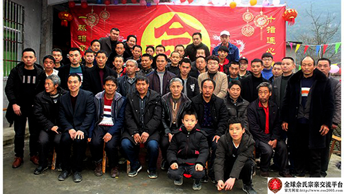 e89dcec01f1b5fd74e23412dd33b.jpg