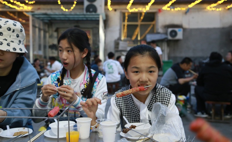 tang_12c72dabdb261c3e4f_07.jpg