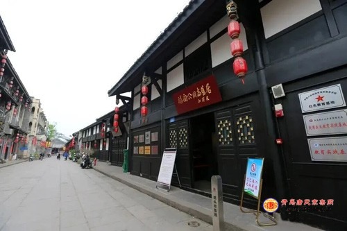 tang_ba93f46c34cc310180_00.jpg