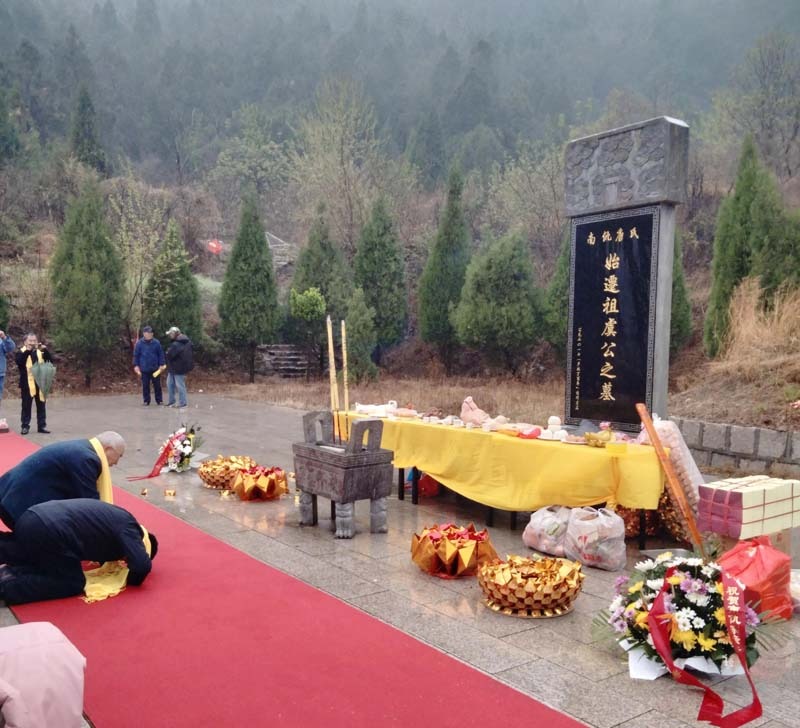 tang_ee26c0551f4abc2215_03.jpg