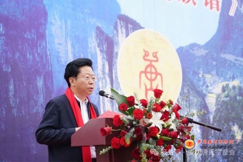 tang_fa4388b9588f67d860_08.jpg