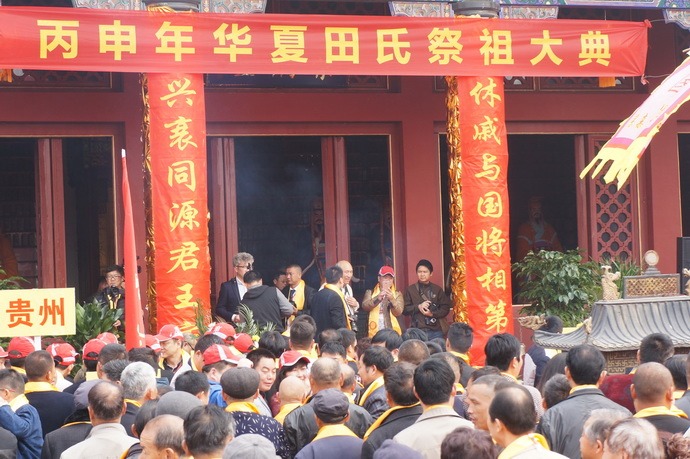 tian_5785_8449b6acd7e6c7d48591.jpg