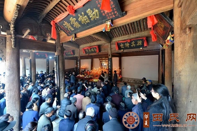 tian_7170_6ed24cc39f04ade1c4e5.jpg
