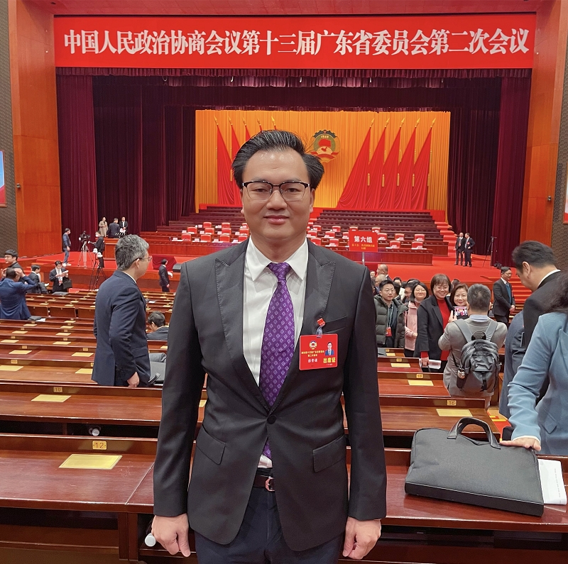 worldpeng_3acec19ac9b1a157ee_00.jpg