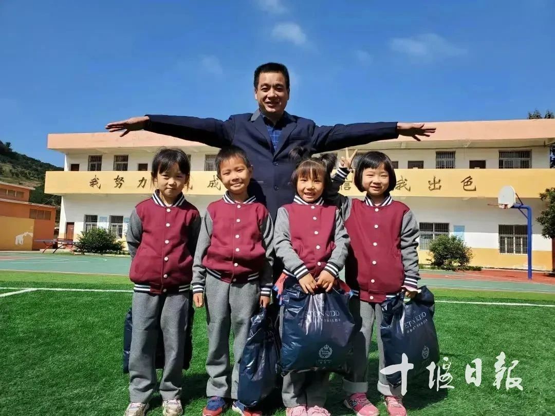 worldpeng_8670ffb83466152c8e_00.jpg