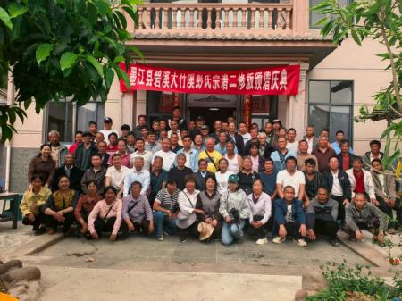 worldpeng_881e5d6fb1df954a3f_00.jpg