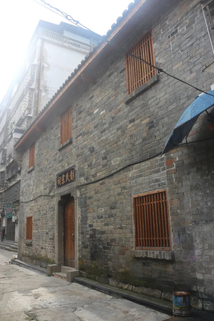 worldpeng_9822ff32efd0fda659_02.jpg