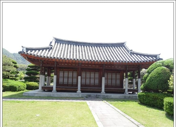 철천사(哲川祠).png
